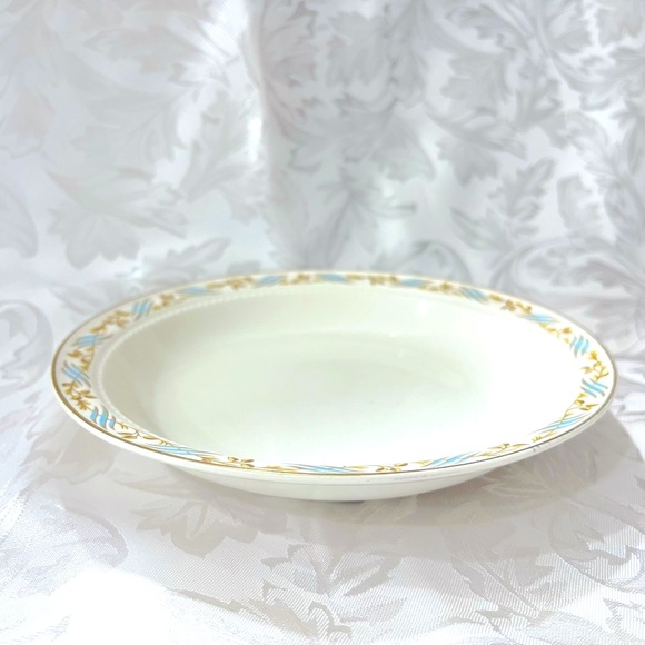 Vintage Arlington fine china set (78 pieces). Made in USA. Excellent condition. - Picture 8 of 10